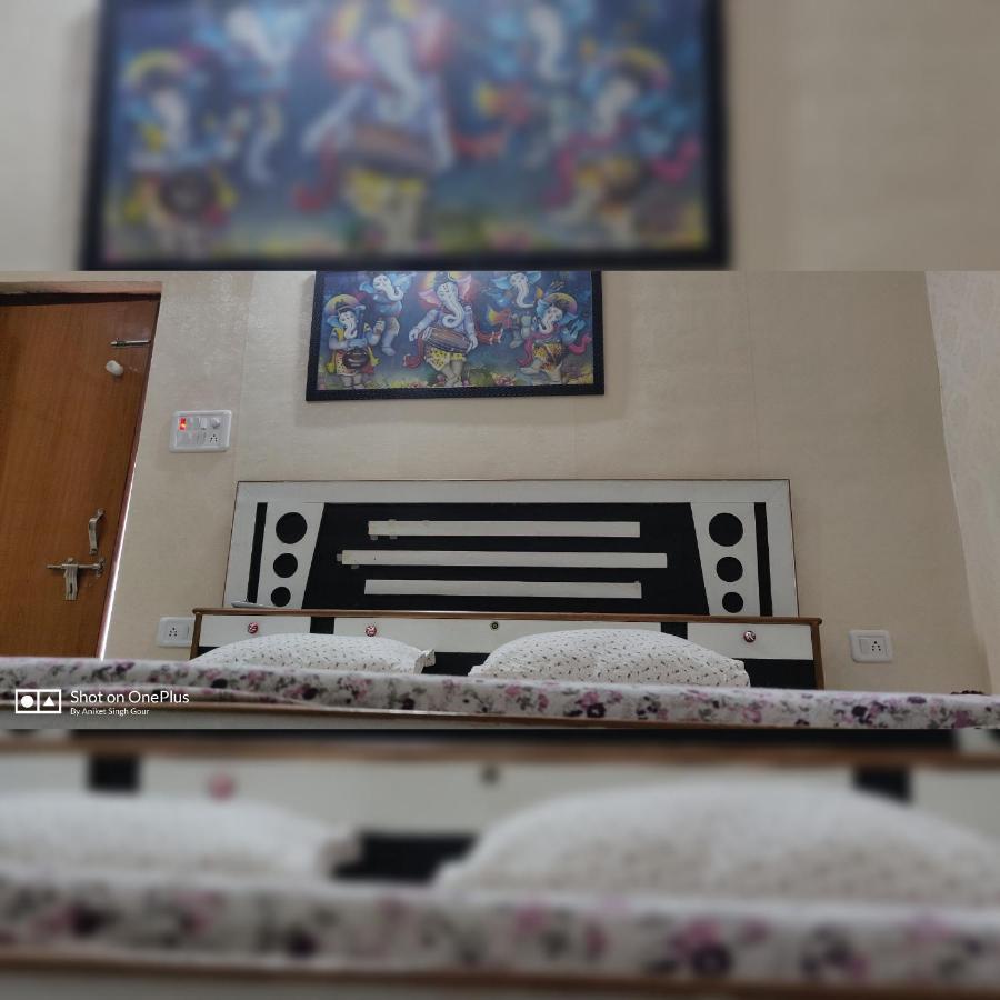 Couple Friendly Hotel - Sunset Orchha Exterior foto